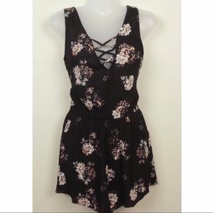 NWOT Black Floral Print Crisscross Front Romper